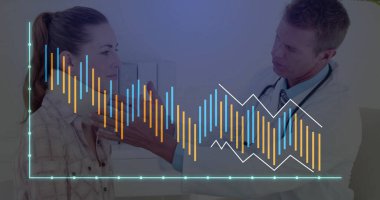 Klinikte hastanın boğazını steteskop ve çizelgeyle muayene eden beyaz önlüklü doktor. Tıbbi, tanı, sağlık, klinik, analitik, sağlık, danışma