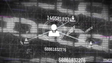 Blok zinciri üzerindeki simgelerle bağlantı ağının animasyonu. Ağ, bağlantılar, veri işleme ve teknoloji konsepti dijital olarak oluşturulmuş video.