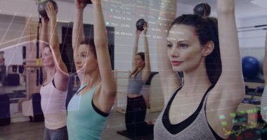 Beden eğitimi stüdyosunun tepesinde altı kadın kaldırıyor. Grafik kaplaması, fotokopi alanı. Fitness, power, wellness, training, motivasyon, contemporary, active