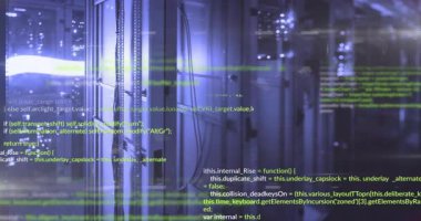 Bitler sunucu raflarından geçerken kod kaplamalarını etkinleştiriyor, titreşimli mercek parlamaları veri akışını gösteriyor. Teknoloji, siber güvenlik, dijital, yenilik, fütüristik, ağ oluşturma, arayüz