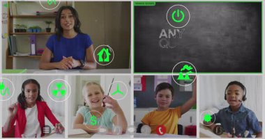 Eğitmen çevrimiçi çevre dersi verirken güç düğmesine basıyor ve yeşil simgeleri gösteriyor. Eğitim, teknoloji, yenilik, ekoloji, gelecek, öğrenme, işbirliği