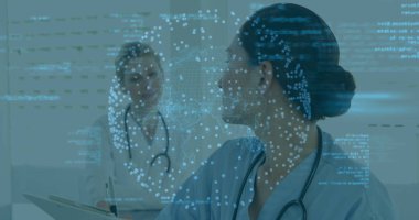 Veri örtüsünü gözden geçiriyorum, önlüklü hemşire elinde dosya, kalem, stetoskop, fotokopi odası. Tıbbi, sağlık, profesyonellik, teknoloji, teşhis, işbirliği, yenilik