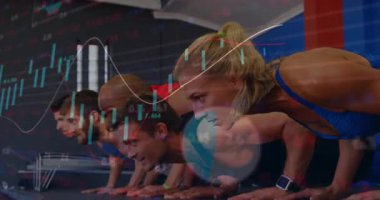 Spor partnerleri spor salonunda senkronize şınav çekmeye başlıyor. Finans tabloları gösteriliyor. Fitness, takım çalışması, motivasyon, güç, performans, veri analizi, dayanıklılık