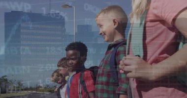 Değişik öğrencilerin okul otobüsü için sırada beklemelerinin animasyonu ve grafikleri. Dijital bileşik, çoklu pozlama, borsa, rapor, çocukluk, iş ve çocukluk kavramı.