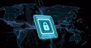 Asma kilit animasyonu, bilgisayar devre kartında dijital veri işleme. Küresel siber güvenlik, bağlantılar, hesaplama ve veri işleme kavramı dijital olarak oluşturuldu.