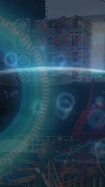 Dünya üzerinde veri işleme animasyonu. küresel iş ve dijital arayüz kavramı dijital olarak oluşturulmuş video.