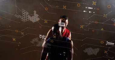 Dijital olarak dönen basketbol defans oyuncusunun top sürüşü ve şut atışıyla top atışıyla üst üste geliyor. Spor, rekabet, aksiyon, fütüristik, dinamik, atletik, yoğun