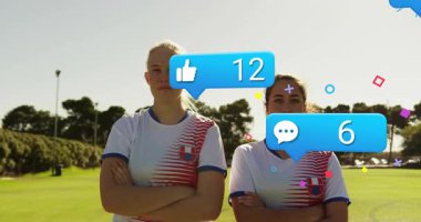 Klipler başladıktan sonra, sporcular ayakta duruyor, sosyal medya istatistikleri formaların üzerinde yüzüyor, yer değiştirme sayıları artıyor. Spor, takım, rekabet, coşku, zafer, açık hava, canlılık