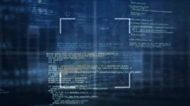 Koyu mavi ızgara açılıyor, beyaz tarama çerçevesi ayraç değiştirici kod blokları, bölümleri renklendiriyor. Siber, teknoloji, fütüristik, veri, dijital, arayüz, soyut