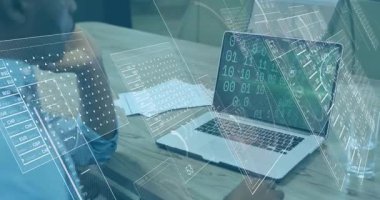 Veri analisti pist araklıyor ve dolar simgesine dönüşen interaktif finans tablolarını açıyor. Teknoloji, yenilik, analitik, dijital, iş, finans, fütüristik