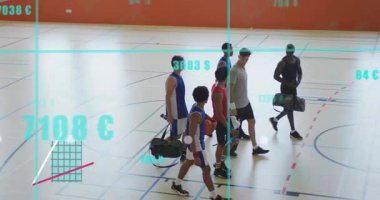 Teknoloji ağı altında spor salonunda yürüyen altı takım arkadaşı beşlik çakma ve bakma grafikleri oluşturuyorlar. Sporcular, takım çalışması, veri görselleştirme, performans, uygunluk, dijital kaplama, spor analitiği