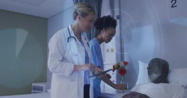 Çiçekleri düzenleyen hemşire, canlandırılmış tıbbi ikonlarla hastalara rehberlik eden doktor. Sağlık, hasta odaklı, tıbbi ekip, bakım, hastane, profesyonel, şefkatli.