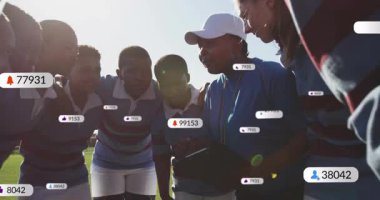 Tablet adresleme takımı maçtan önce antrenörlük yapıyor ve el ele tutuşan oyuncular arasında uyarılara yol açıyor. Sporcular, takım çalışması, spor dekor, motivasyon, açık hava, enerjik