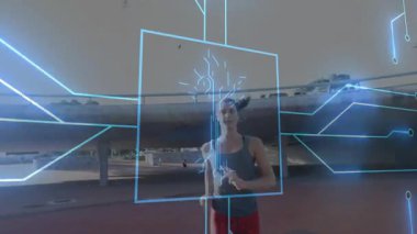 Kadın koşucu plazada koşuyor. Mavi kaplama, esneme bacağı ve izleme kondisyonunu gösteriyor. Fitness, giyilebilir, teknoloji, atletik, sağlık, hareket, modern