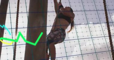 Tutma halatı başlangıç fitness tırmanma, sporcu ters çekme ızgara ve grafiklerle yukarı ulaşma. Zindelik, güç, kararlılık, açık hava, dayanıklılık, atletizm, eğitim