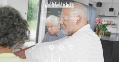 Aile ön kollarını masaya uzatırken sağlık analitikleri ilerlemeyi güncelliyor. Aile, sağlık, sağlık, sağlık, yaşlanma, rahatlama, evcil