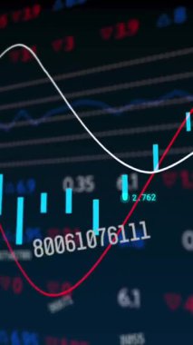 Birden fazla sayı artıyor ve siyah bir arkaplana doğru düşüyor. Küresel veri işleme bağlantıları ve dijital arayüz konsepti dijital olarak oluşturulmuş video.