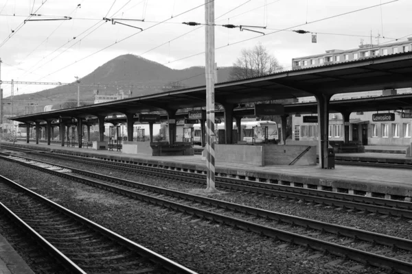 Lovosice Chequia Abril 2023 Estación Tren Colina Lovos — Foto de Stock