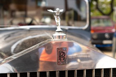 Chennai, India, December 18th 2022: Close up of The Spirit of Ecstasy. Rolls Royce remains a symbol of a luxurious car., Rolls-Royce Motor, Classic Car, Vintage car. British luxury automobile.