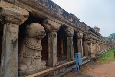 Thanjavur Tapınağındaki Eski Antik Heykeller. Thanjavur Büyük Tapınağı Dünya Mirası Bölgesi UNESCO. Thanjavur Brihadeeswara Tapınağı