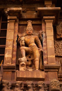 Thanjavur Tapınağındaki Eski Antik Heykeller. Thanjavur Büyük Tapınağı Dünya Mirası Bölgesi UNESCO. Thanjavur Brihadeeswara Tapınağı