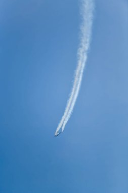 Chennai, Hindistan - 7 Ekim 2024: Chennai Air Show 2024. Hint Hava Kuvvetleri Savaş Jetleri, Hindistan Hava Kuvvetleri Günü 'nde uçuyor. Hindistan Hava Kuvvetleri Günü, 8 Ekim, Hindistan.