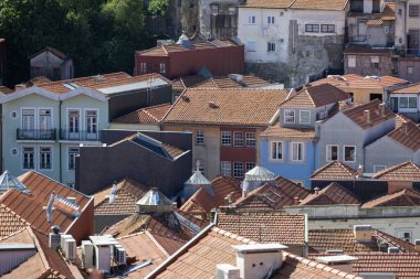 Portekiz 'in kuzeyindeki inanılmaz Porto şehrinin tarihi mimarisi.