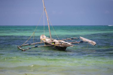 Tanzanya, Zanzibar adasında geleneksel balıkçı tekneleri