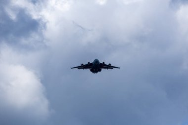 Lockheed C-5 Galaxy, Lockheed tarafından tasarlanmış büyük bir askeri nakliye uçağıdır.