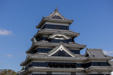 Matsumoto, Japonya - Nagano bölgesinde Chubu kasabası. Matsumoto Jo Şatosu, Japonya 'nın Ulusal Hazinesi olarak belirlenmiş 10: 12 2023