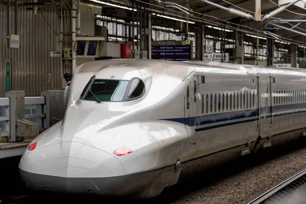 Shinkansen: Japon Yüksek Hız treninin Mühendislik Mükemmelliği Kyoto İstasyonuna Daha Yakından Bakınız 