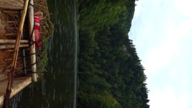  Dunajec Pieniny, Polonya 'da geleneksel rafting. 