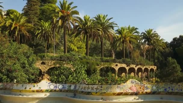 Barcelona Spanien Oktober 2022 Keramische Bank Park Güell Entworfen Vom — Stockvideo