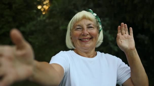 Attraente Sorridente Donna Matura Anni Che Selfie Videochiamate Signora Anziana — Video Stock