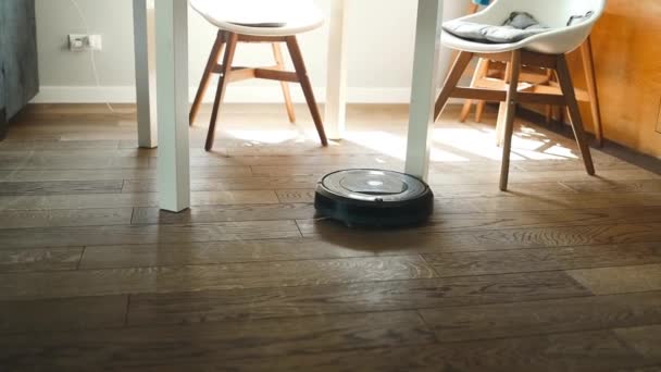 Robotic Vacuum Cleaner Laminate Wood Floor Living Room High Quality — Stock Video