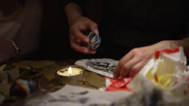 Geleneksel Ukrayna boyalı Paskalya yumurtası pysanka