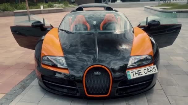 Bugatti Veyron Grand Sport Vitesse Wrc Edition 1Of8 — Vídeo de Stock