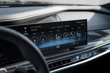 BMW 7 Serisi Alman Araba Konforu