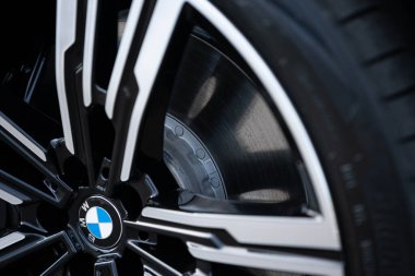 BMW 7 Serisi Alman Araba Konforu