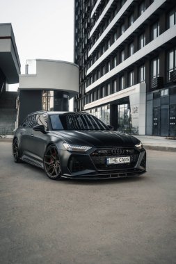 Audi RS6 C8 Alman Aracı