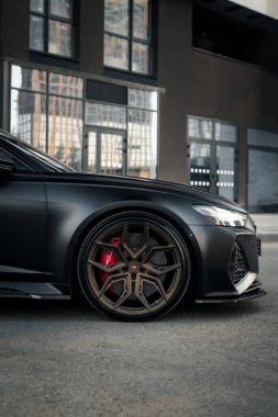 Audi RS6 C8 Alman Aracı