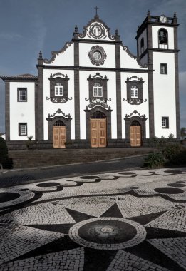 Köydeki kilise, Azores, Portekiz