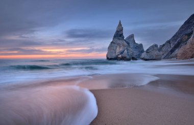 Denizde güzel bir gün batımı