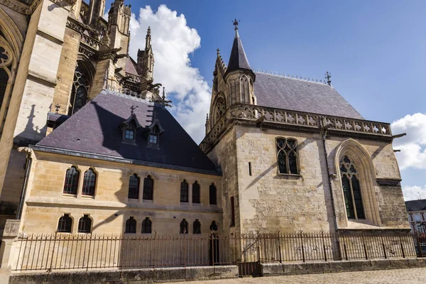 Side Building Famous Amiens Cathedral Amiens Hauts France France — Stock Photo, Image