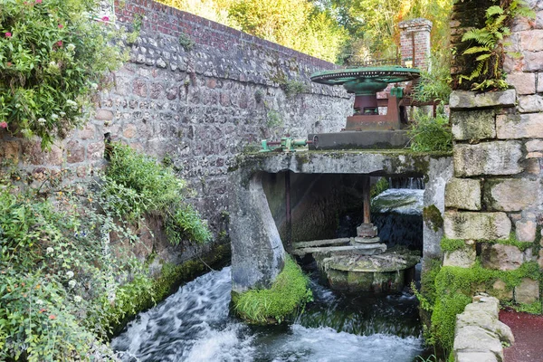 Antiguo Vertedero Histórico Canal Veules Veules Les Roses Normandía Francia — Foto de Stock