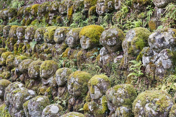 嵐山の愛宕念仏寺の仏像の様子 — ストック写真