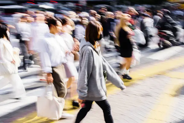 Picture Intentional Motion Blur Effect Crowds People Crossing Shibuya Crossing — Stock Photo, Image