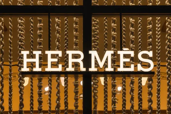 Osaka Japan April 2023 Illuminated Lettering Hermes Store Osaka Hermes — Stock Photo, Image