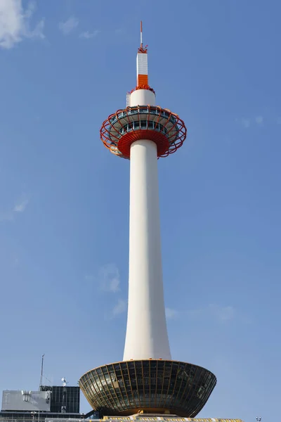 Εικόνα Του Διάσημου Πύργου Του Κιότο Κατά Του Γαλάζιου Ουρανού — Φωτογραφία Αρχείου