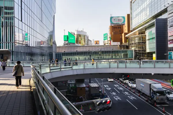 Токио Япония Апреля 2023 Года Пешеходные Путепроводы Сибуе Неизвестными Людьми — стоковое фото